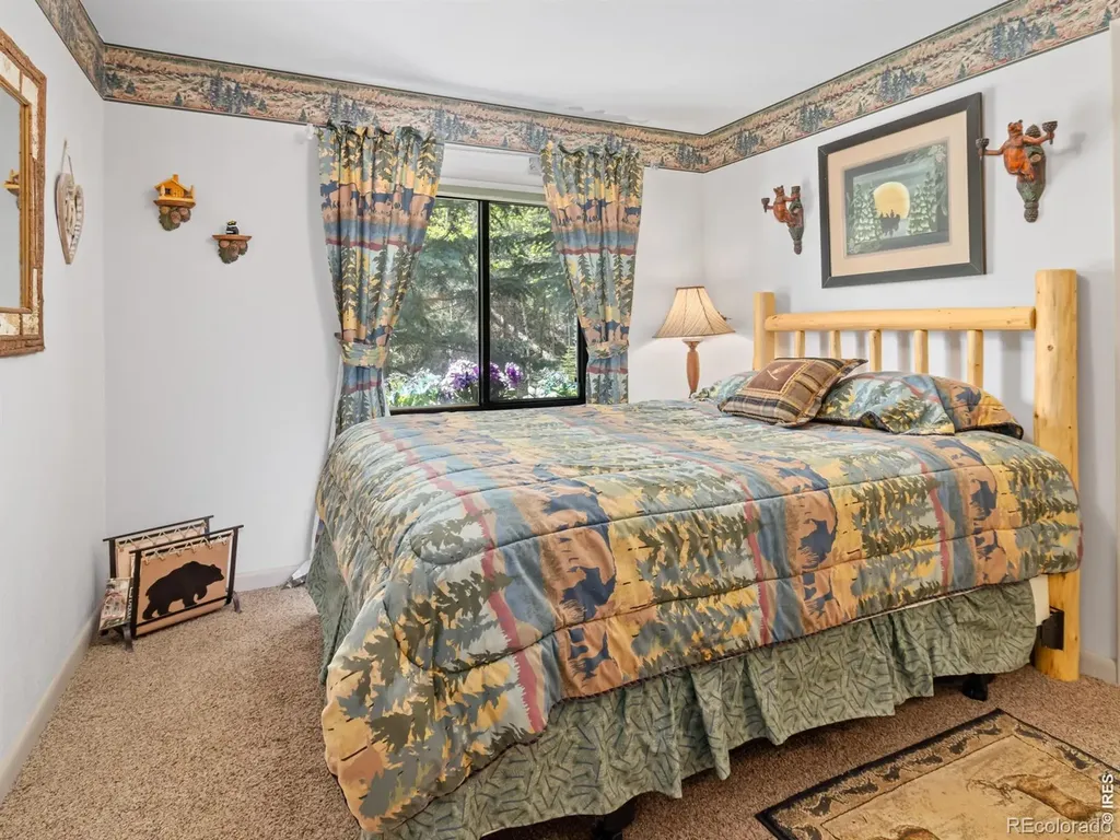 189 Fishermans Lane Glen Haven CO 80532