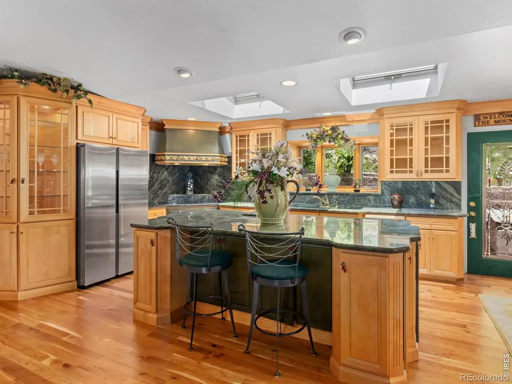 189 Fishermans Lane Glen Haven CO 80532