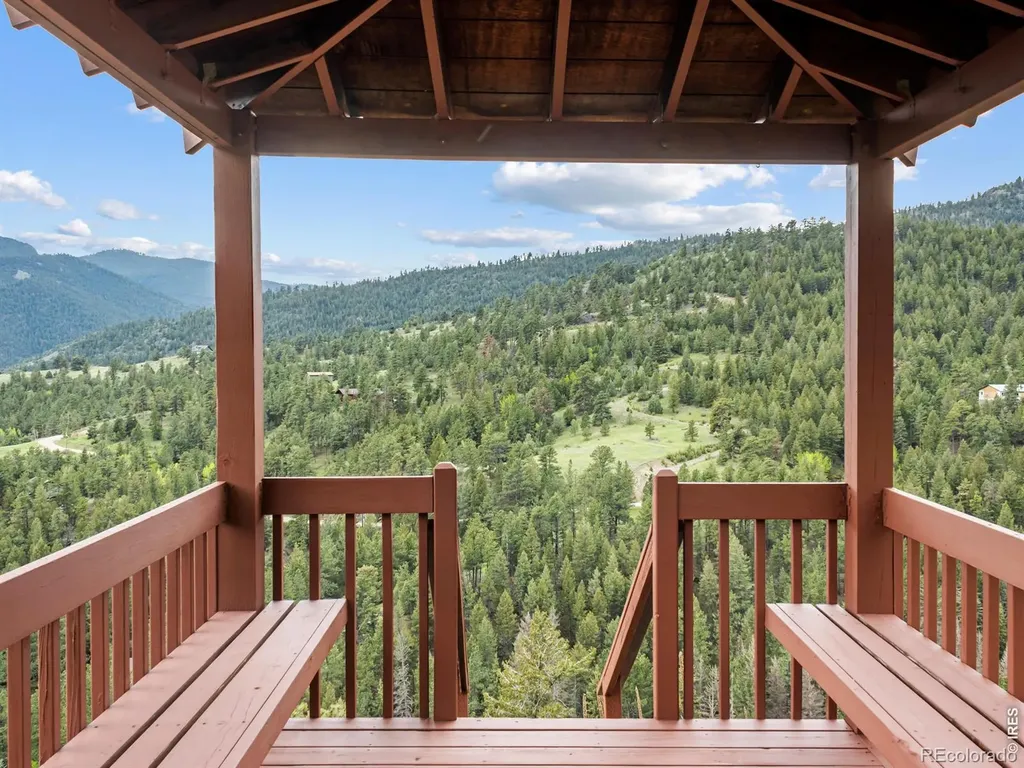 189 Fishermans Lane Glen Haven CO 80532
