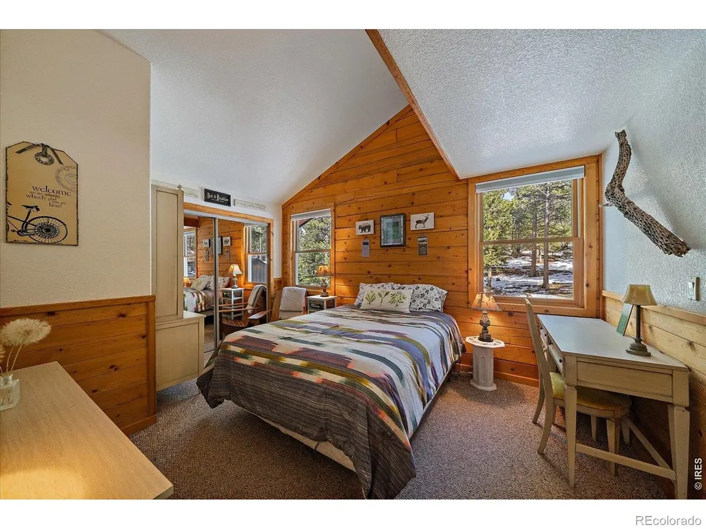143 Crockett Trail Ward CO 80481