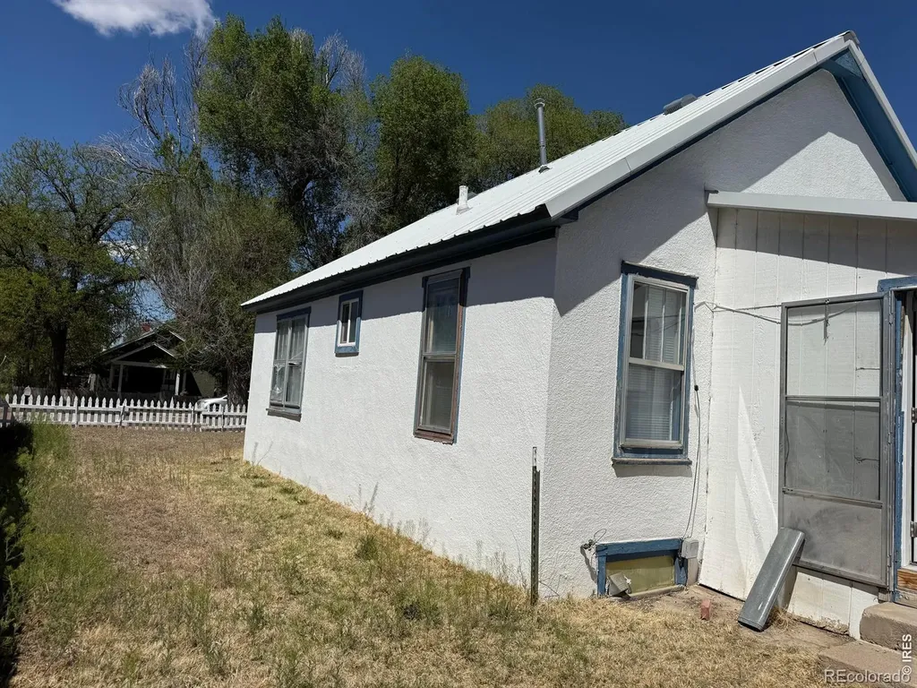 709 S 3rd Street Lamar CO 81052