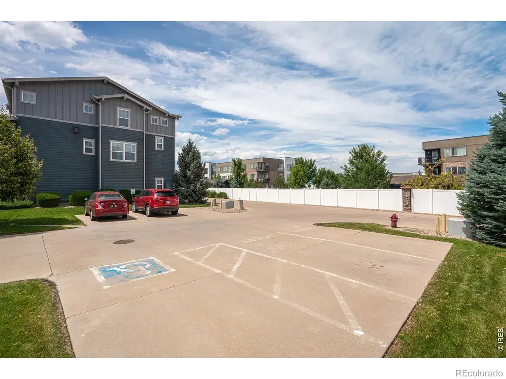 1580 Venice Lane Longmont CO 80503