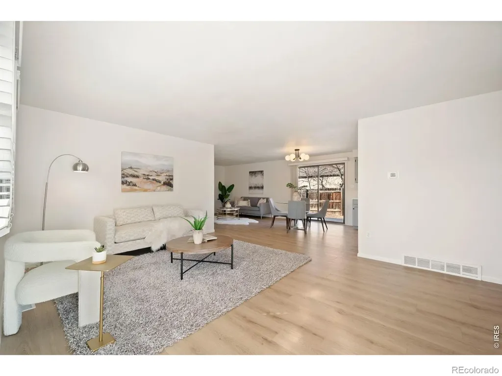 1217 Hunter Court Longmont CO 80501