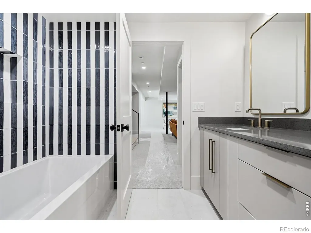 110 W William Street Superior CO 80027