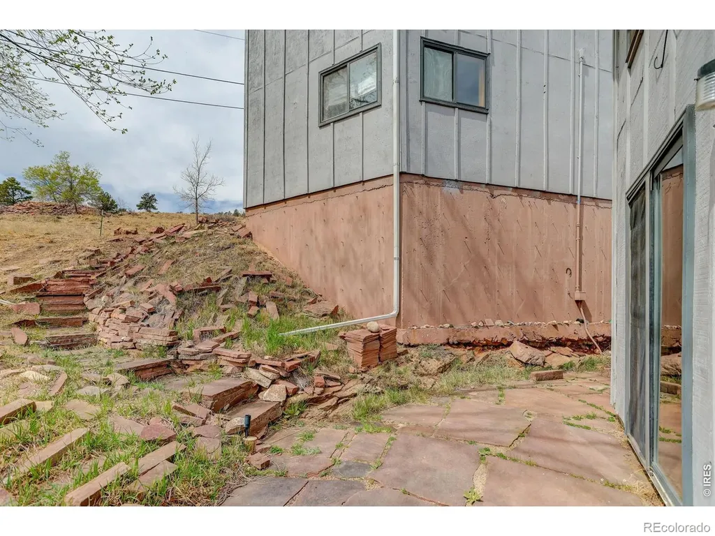 215 Ewald Avenue Lyons CO 80540