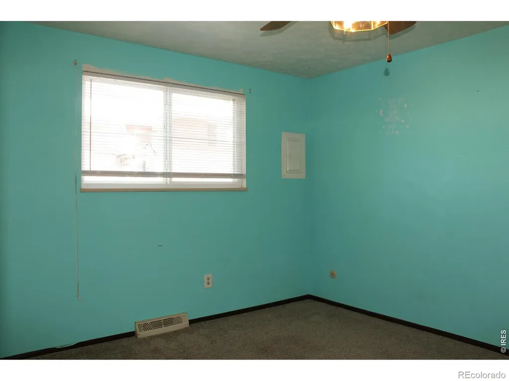 125-127 21st Avenue Longmont CO 80501
