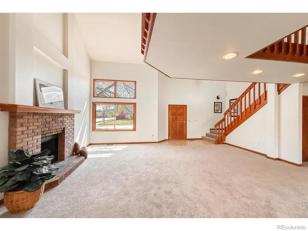 202 Welch Drive Lyons CO 80540