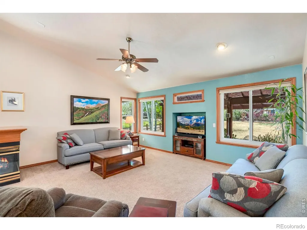 2177 Burbank Street Berthoud CO 80513