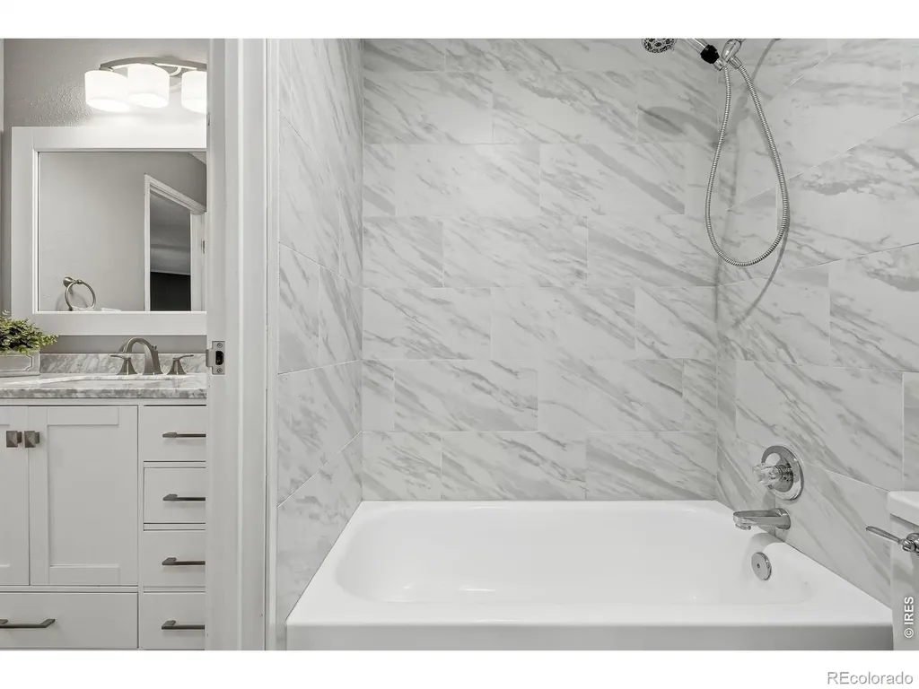 3240 Iris Avenue Boulder CO 80301