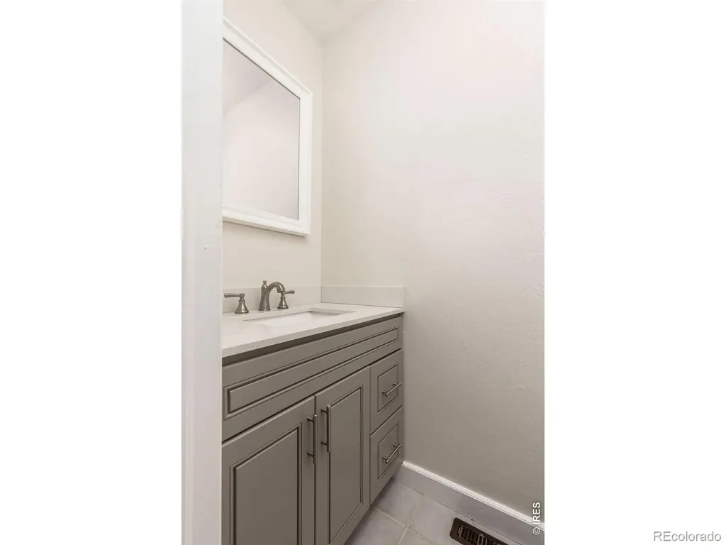 422 S Dover Avenue Lafayette CO 80026