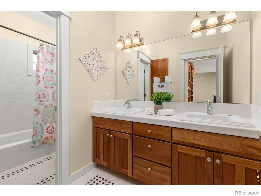 1292 Allen Avenue Erie CO 80516