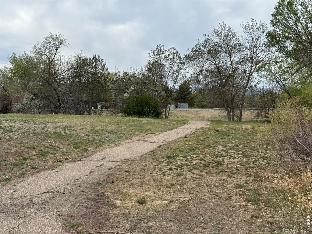 7216 W Portland Avenue Littleton CO 80128