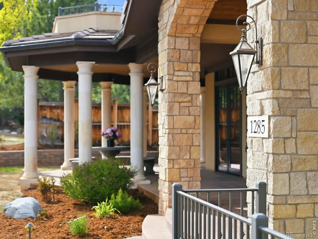 1285 Meadow Place Boulder CO 80304