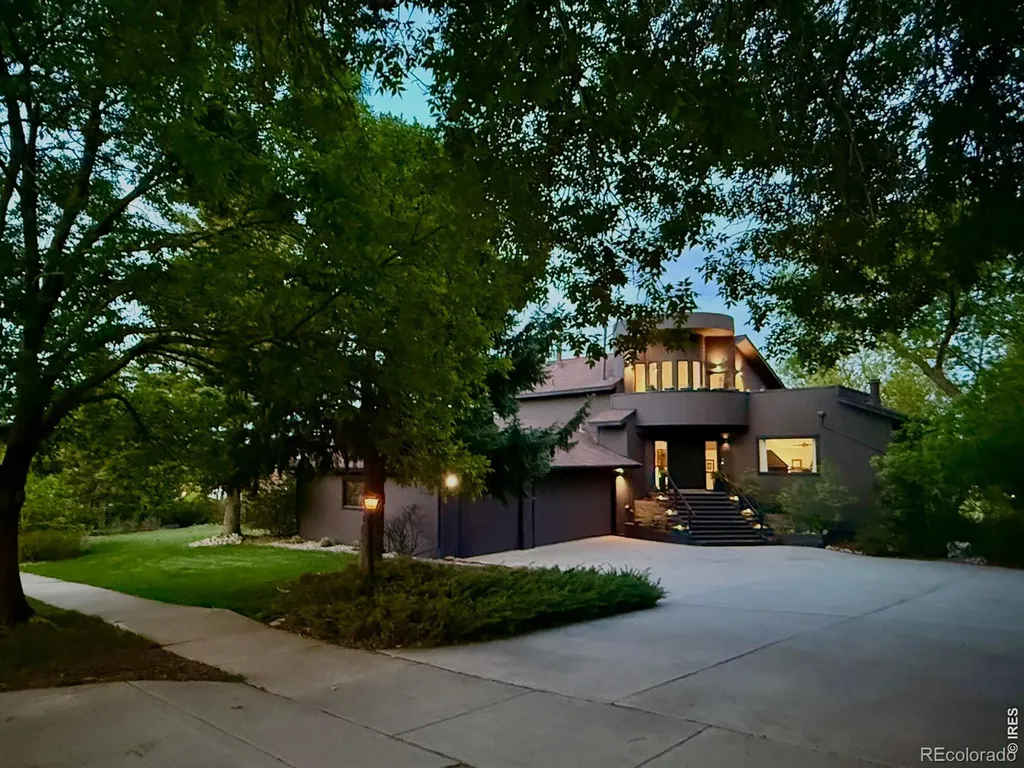 6686 Fairways Drive Niwot CO 80503