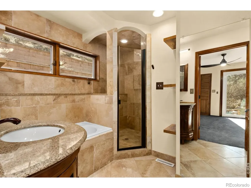 31 Kings Canyon Road Bellvue CO 80512