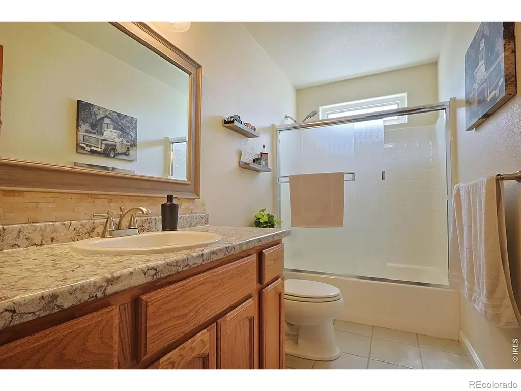 16498 County Road 100 Nunn CO 80648