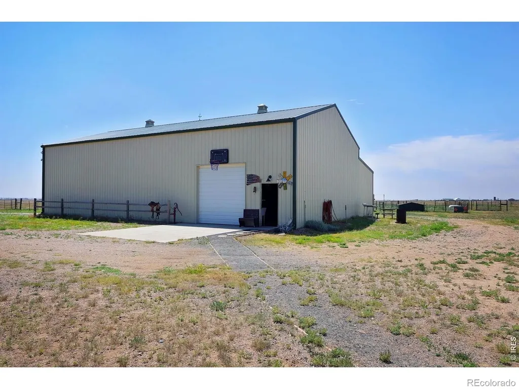 16498 County Road 100 Nunn CO 80648