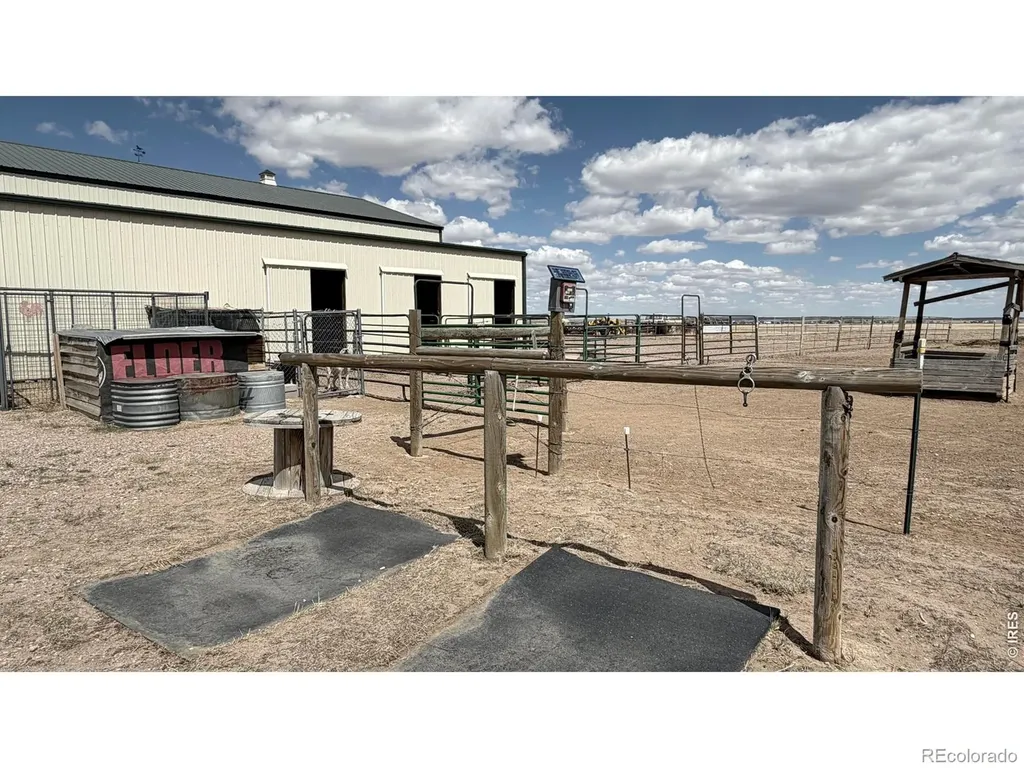16498 County Road 100 Nunn CO 80648