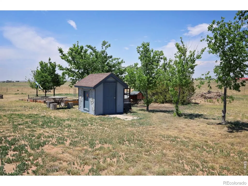 16498 County Road 100 Nunn CO 80648