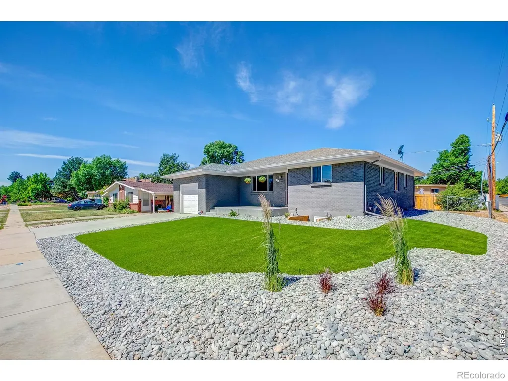 101 S Roosevelt Avenue Louisville CO 80027