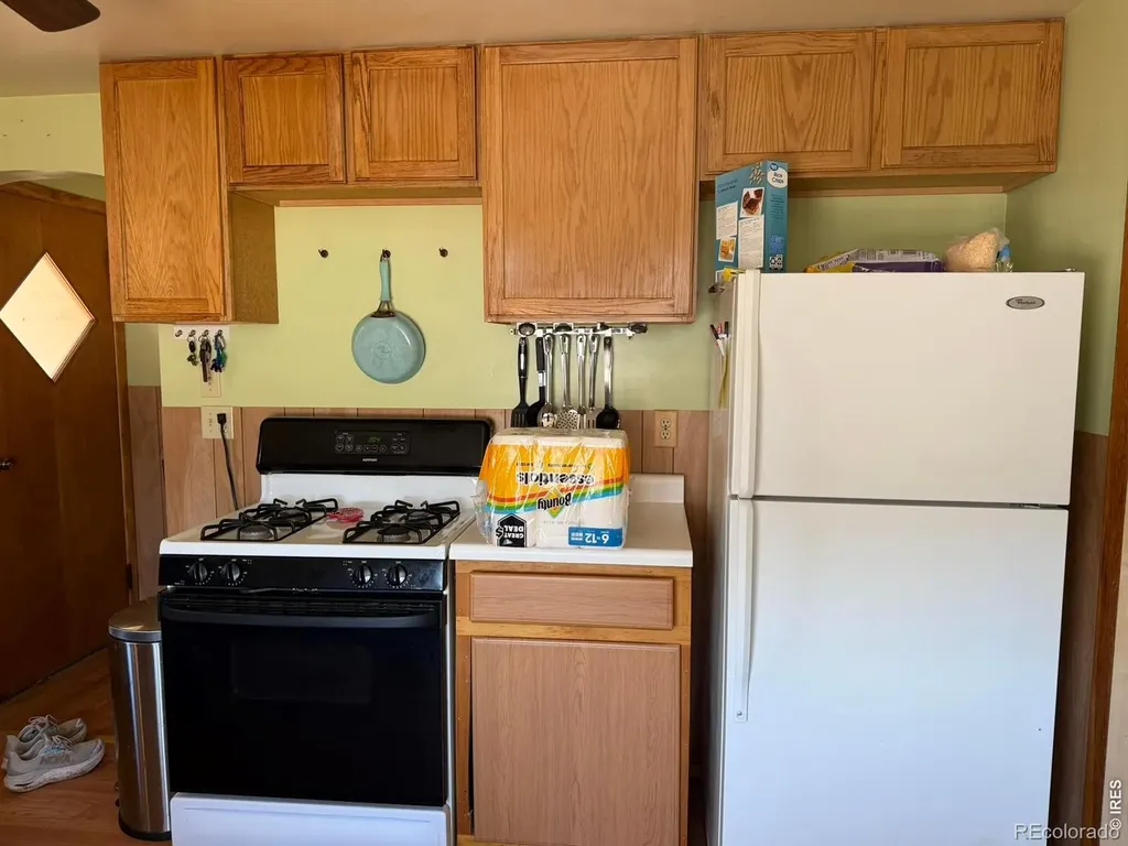 37425 N Railroad Street Wray CO 80758