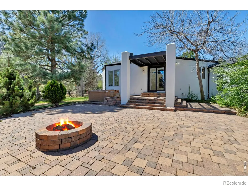 5200 Sunset Drive Littleton CO 80123