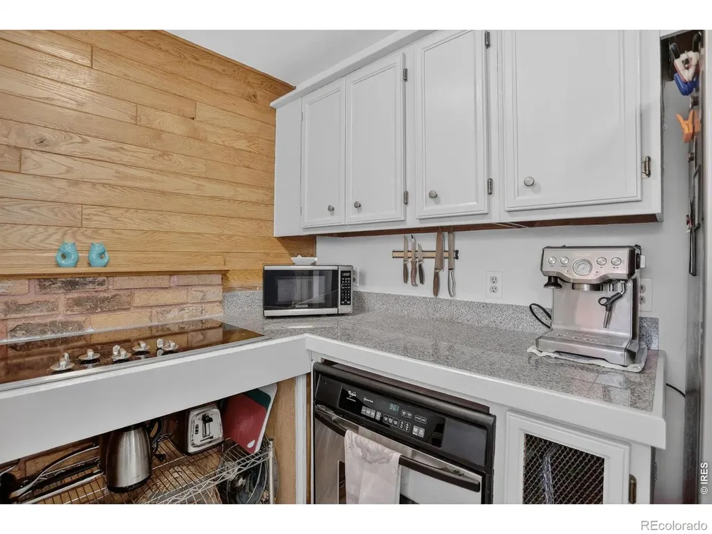 760 Hickory Drive Lyons CO 80540