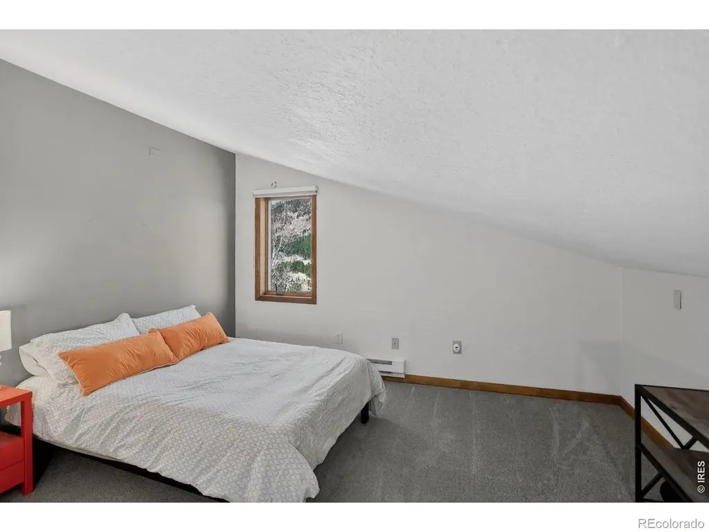 760 Hickory Drive Lyons CO 80540