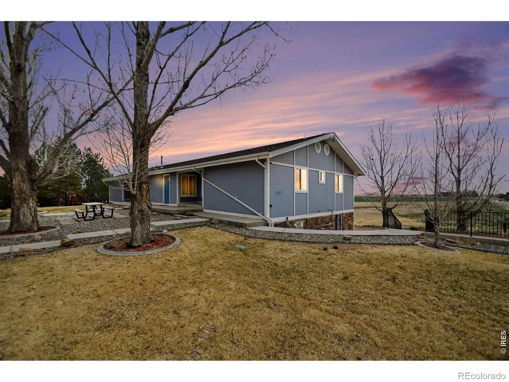 407 E Corona Avenue Wiggins CO 80654