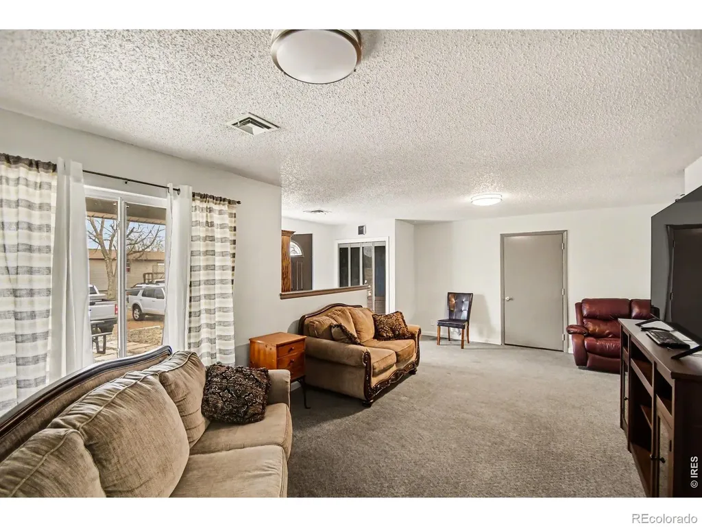 407 E Corona Avenue Wiggins CO 80654
