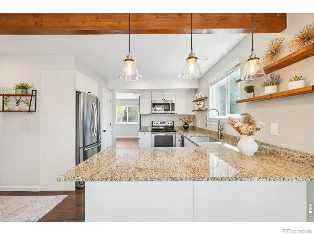 8064 Meadowdale Square Niwot CO 80503