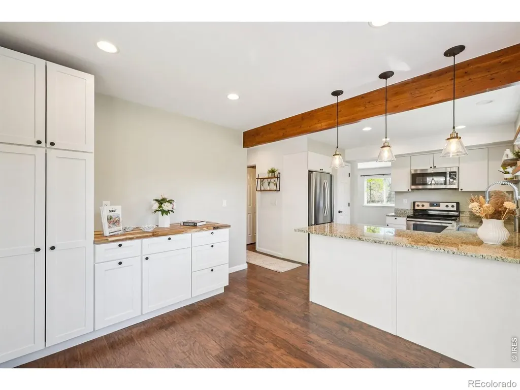 8064 Meadowdale Square Niwot CO 80503