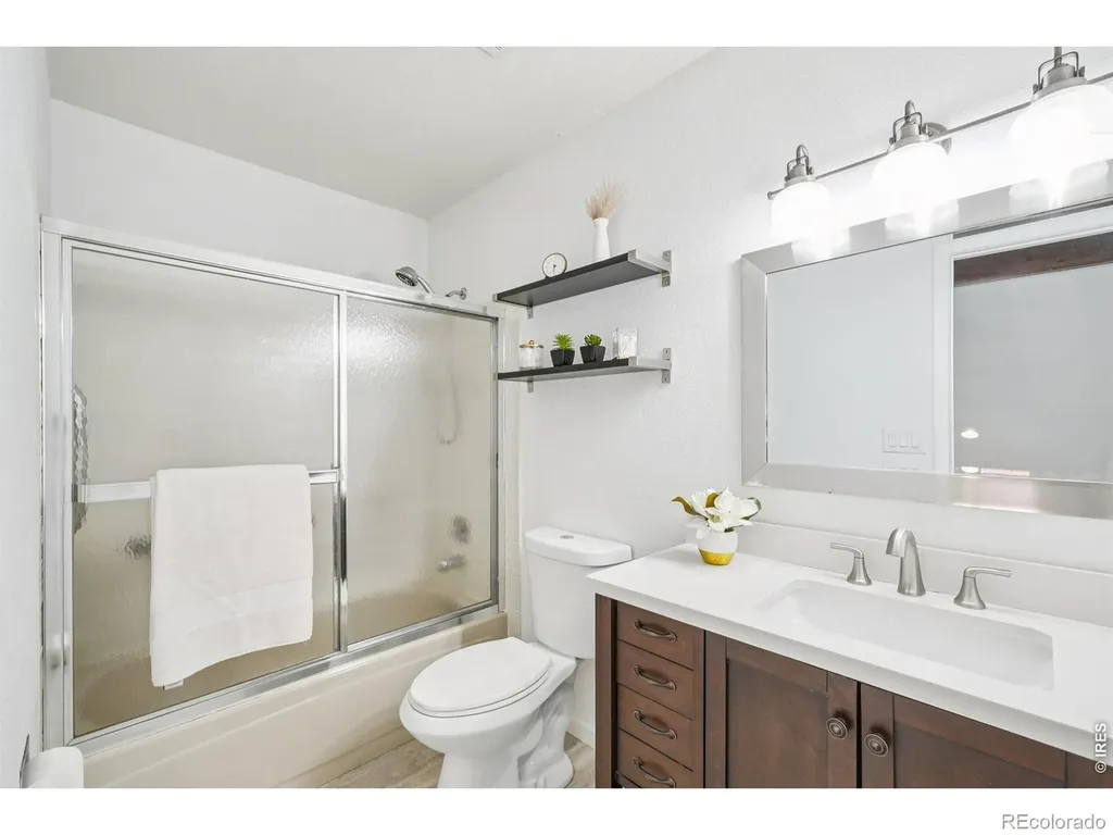 8064 Meadowdale Square Niwot CO 80503