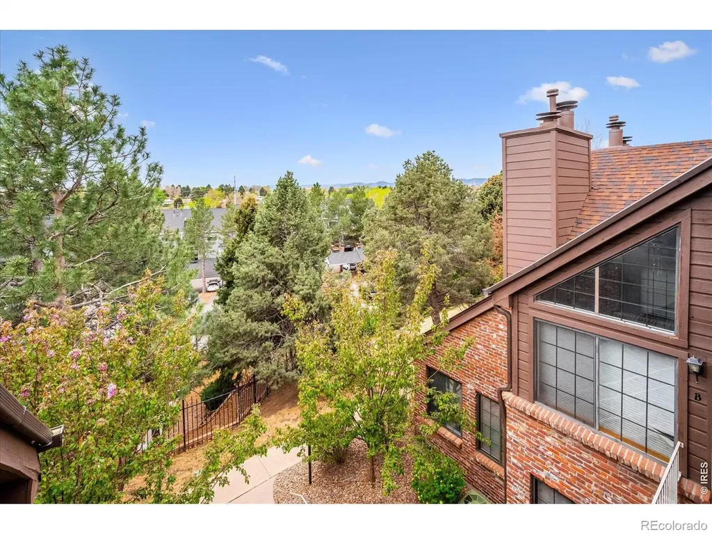 846 S Vance Street Lakewood CO 80226