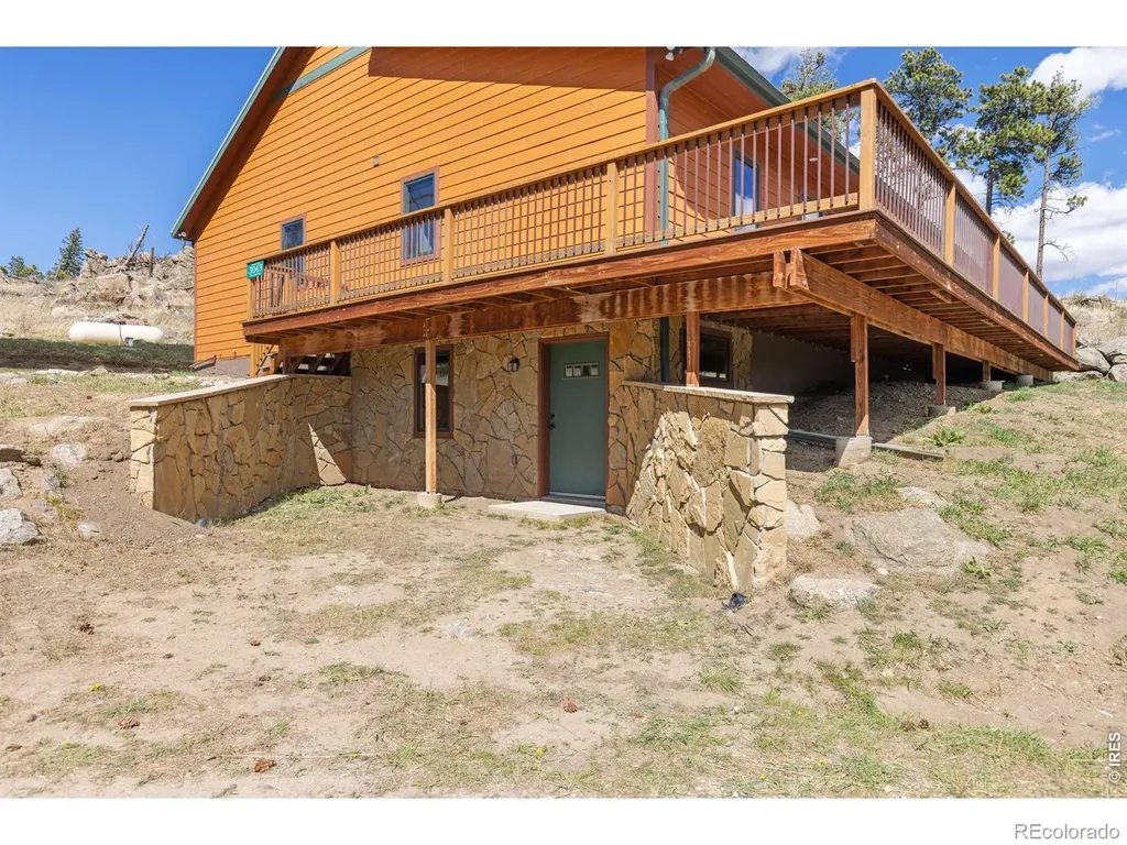 3069 Davis Ranch Road Bellvue CO 80512