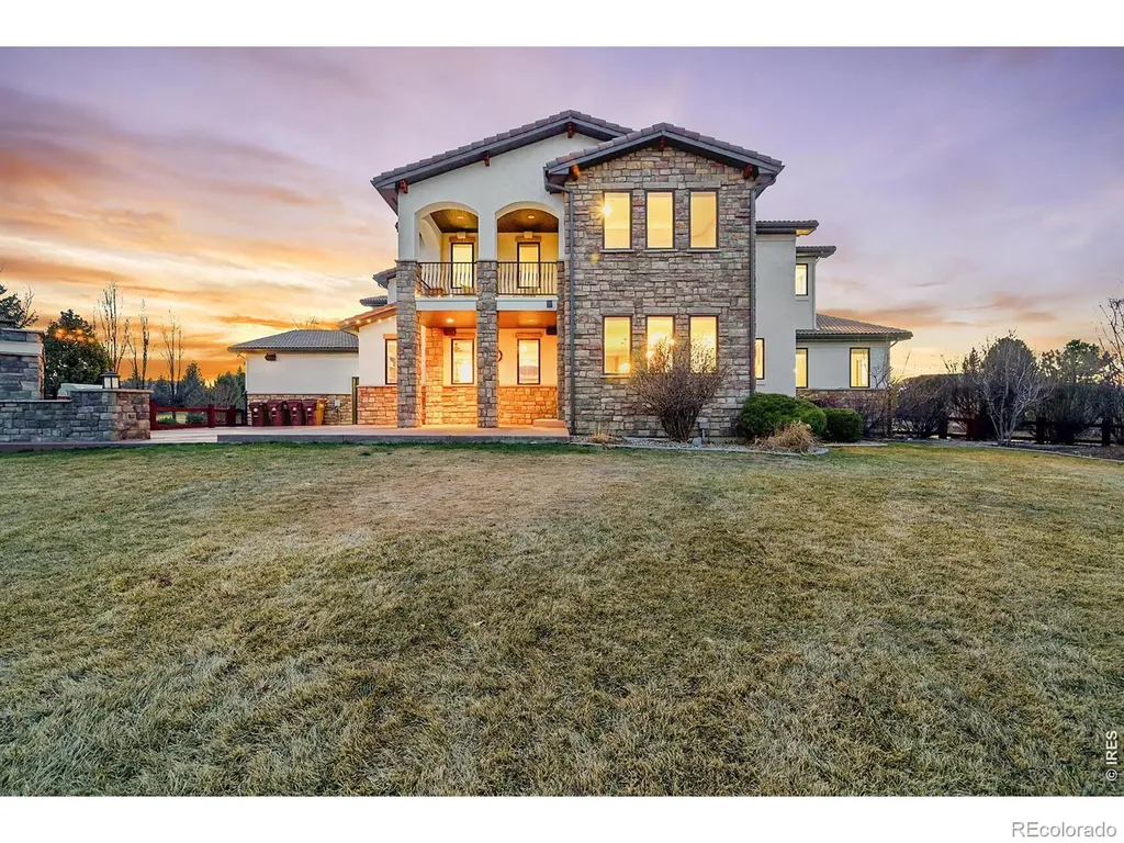 8712 Portico Lane Longmont CO 80503