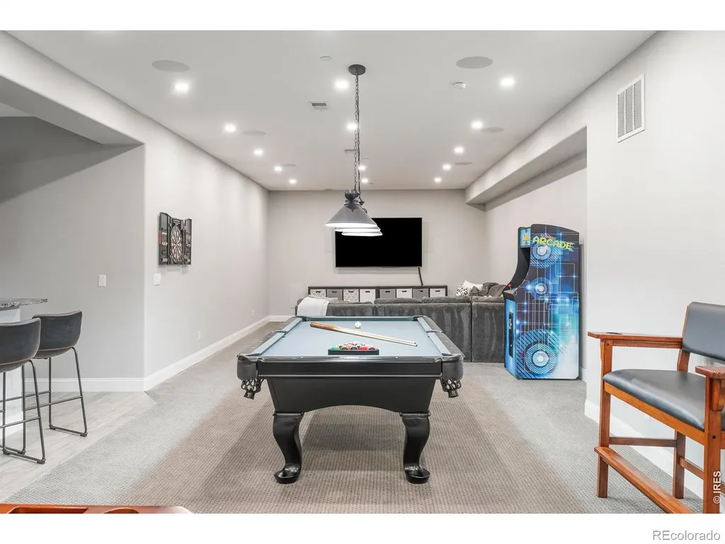 8712 Portico Lane Longmont CO 80503