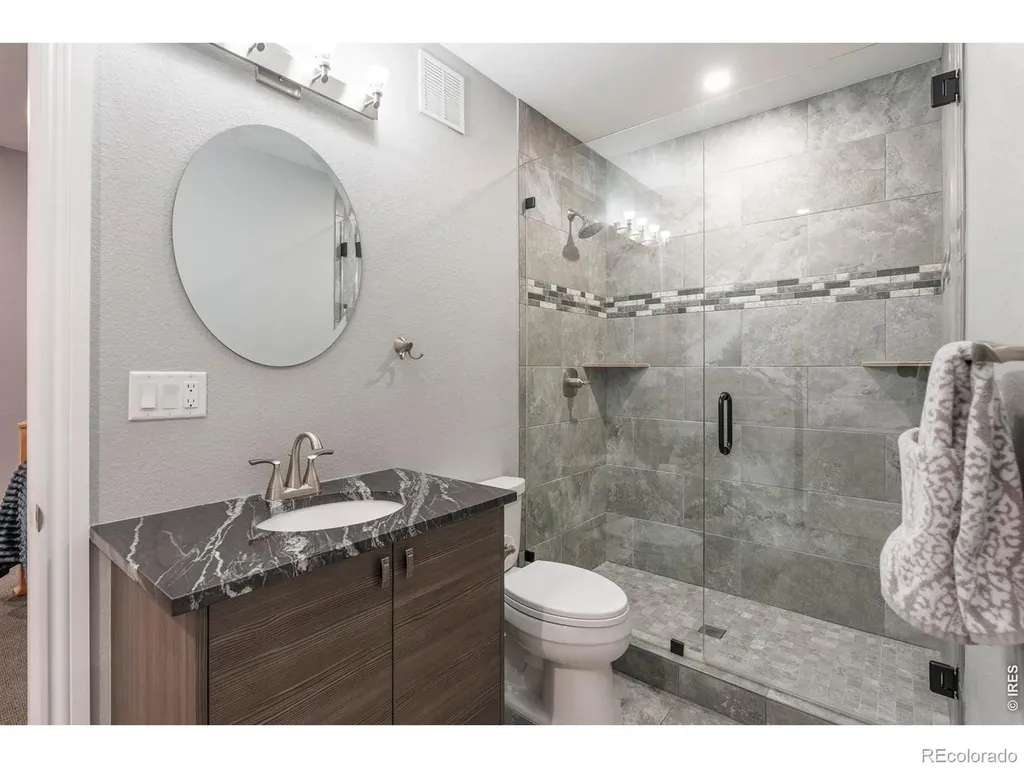 8712 Portico Lane Longmont CO 80503