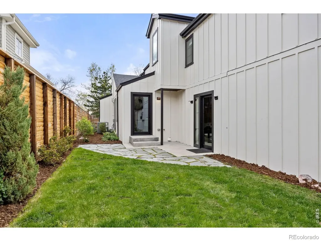 1175 Evergreen Avenue Boulder CO 80304