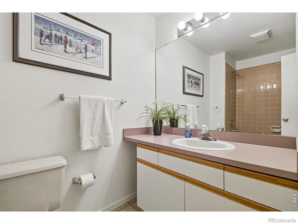 2938 Kalmia Avenue Boulder CO 80301