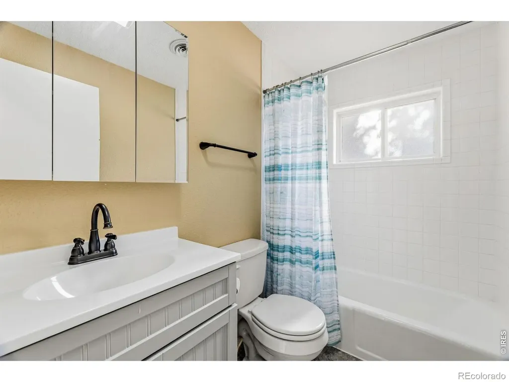 280 South Court Estes Park CO 80517