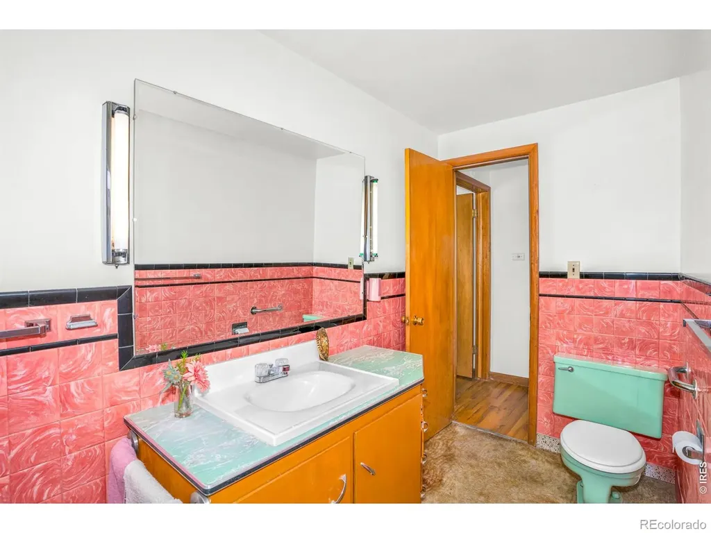 543 W 9th Street Loveland CO 80537