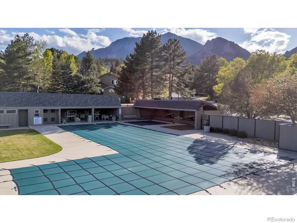 2423 Powderhorn Lane Boulder CO 80305