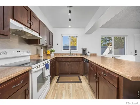 548 Vance Street Lakewood CO 80226