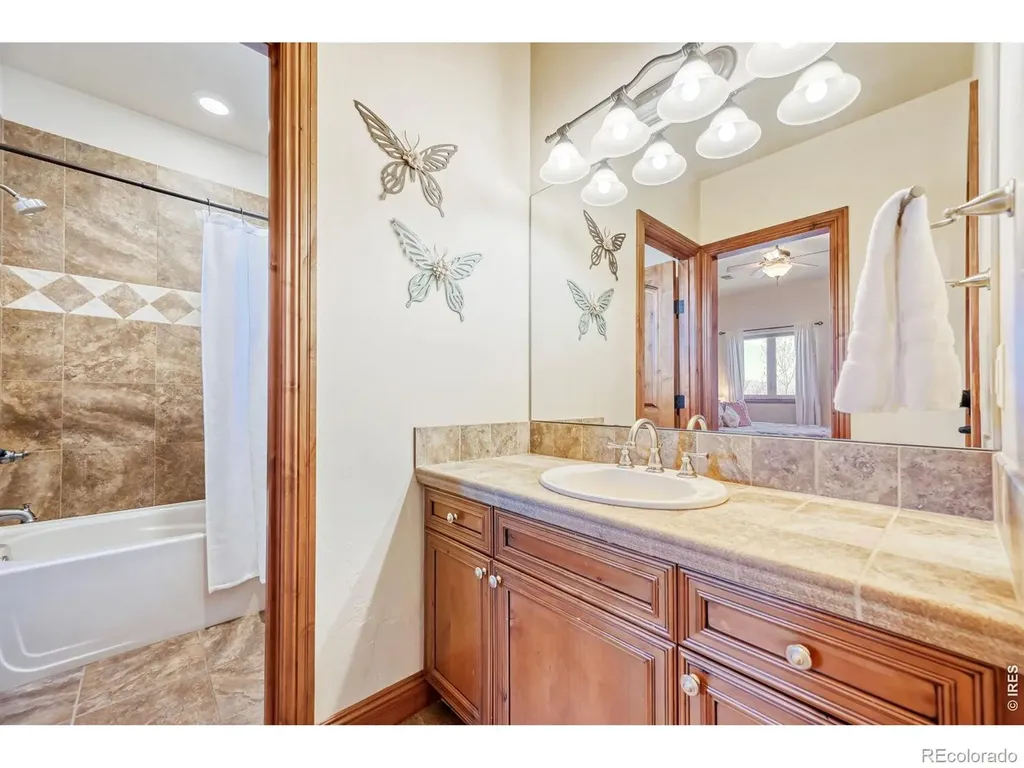 5759 Pelican Shores Drive Longmont CO 80504