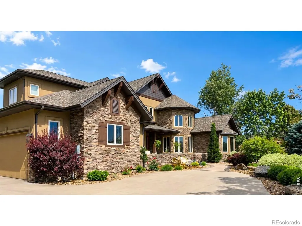 5759 Pelican Shores Drive Longmont CO 80504