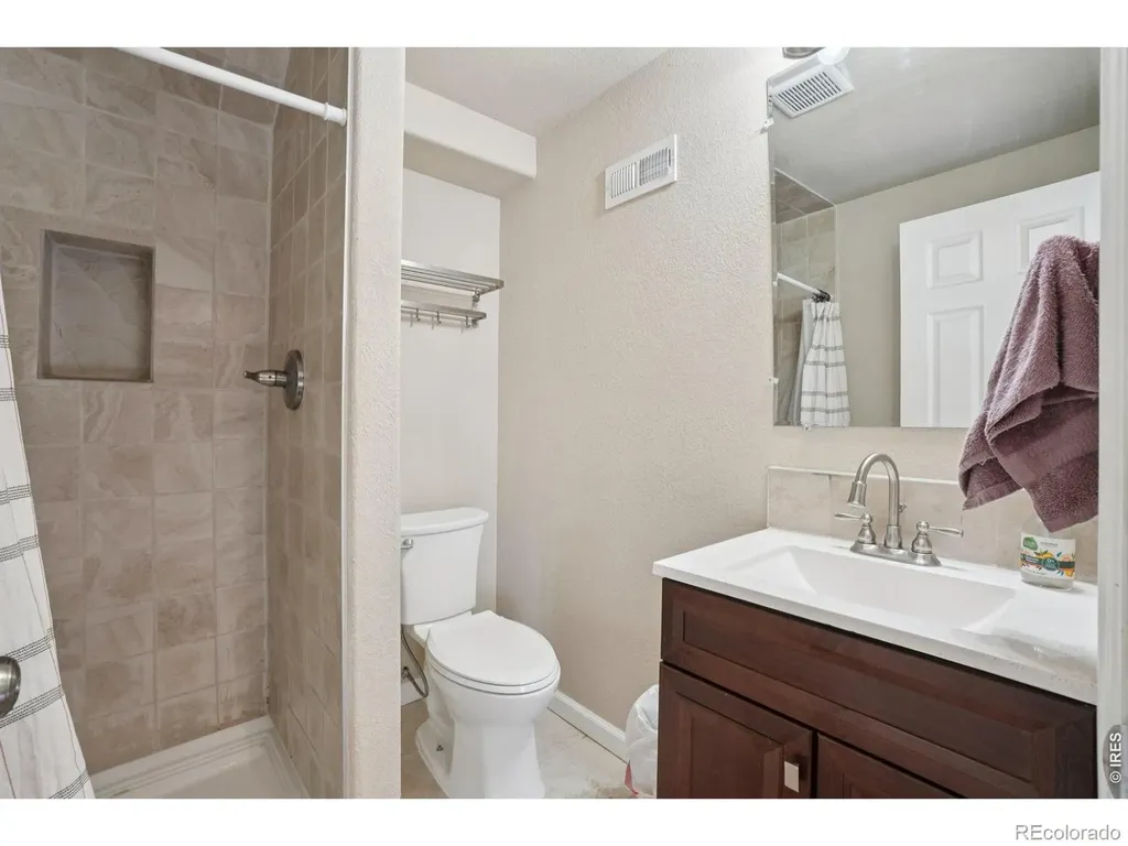 1329 60th Avenue Greeley CO 80634