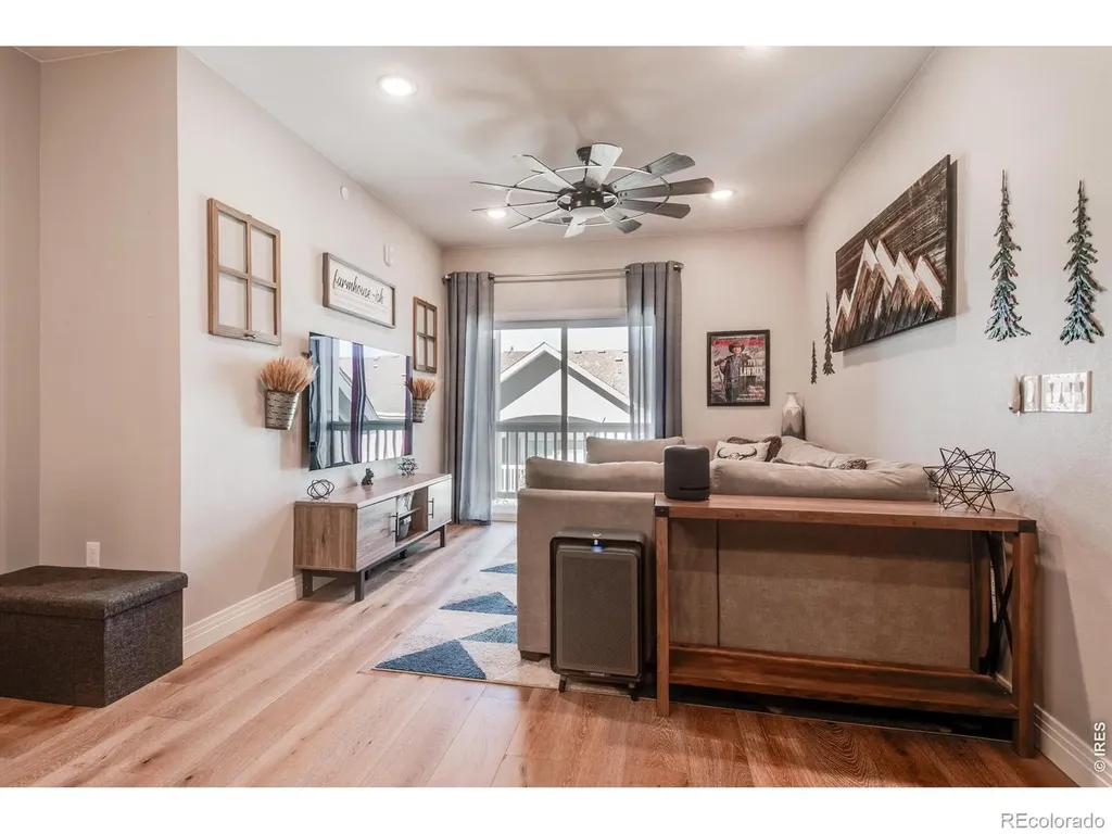 1861 S Dunkirk Street Aurora CO 80017