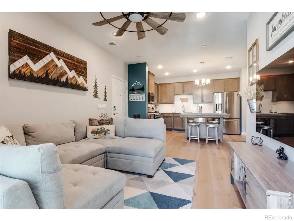 1861 S Dunkirk Street Aurora CO 80017