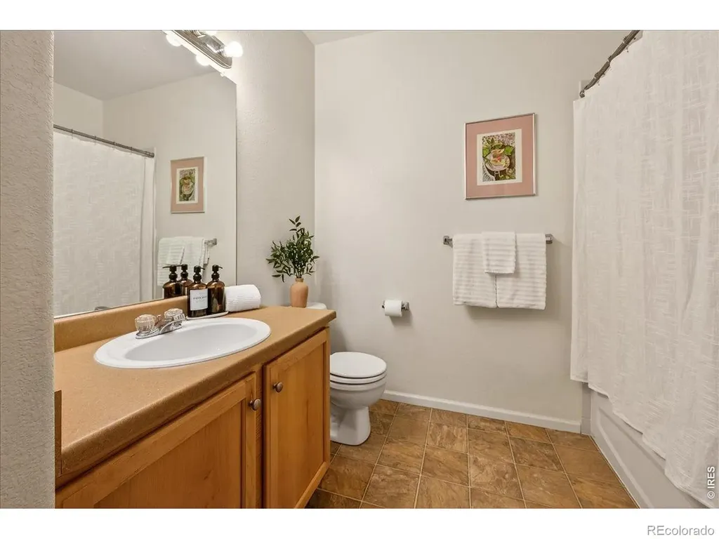 18767 E Yale Circle Aurora CO 80013